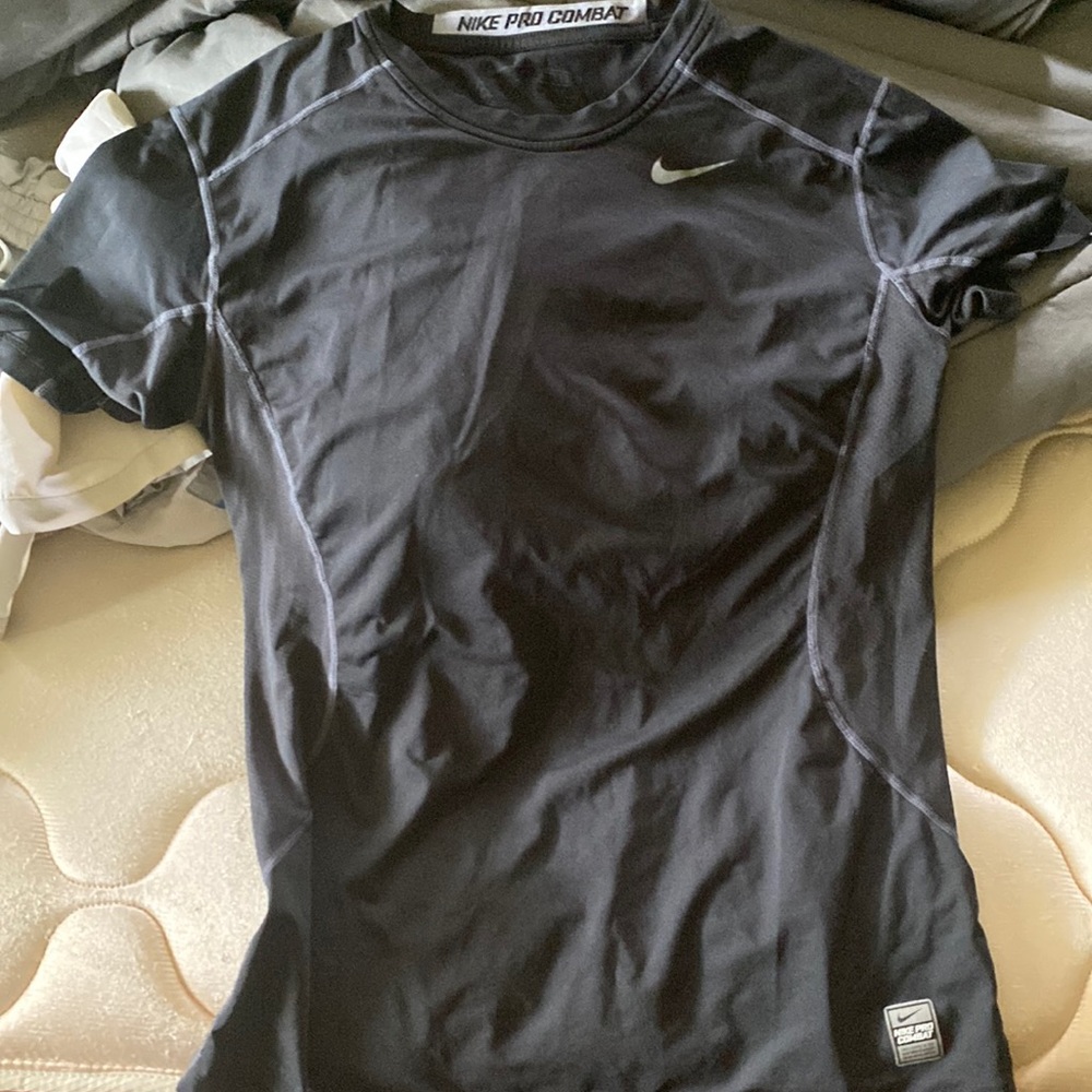 dry fit shirt mens worn once too small